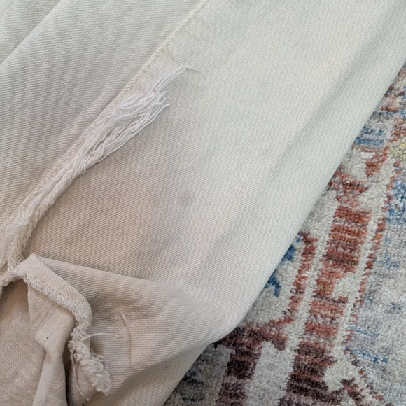 Old Navy Cream Boyfriend Jeans - Picture 3 of 4